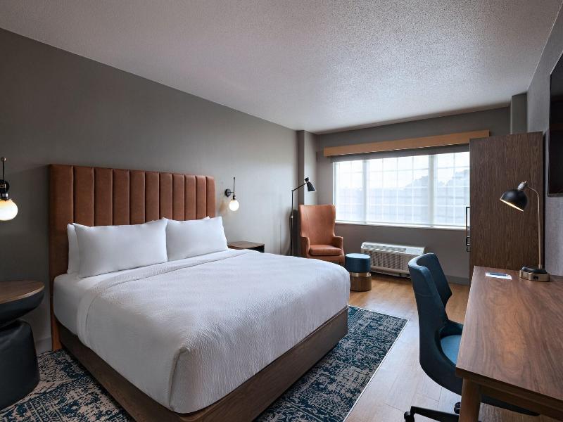 Sheraton Houston West image