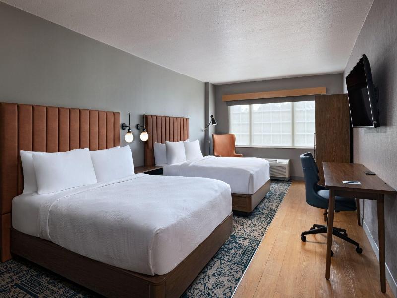 Sheraton Houston West image