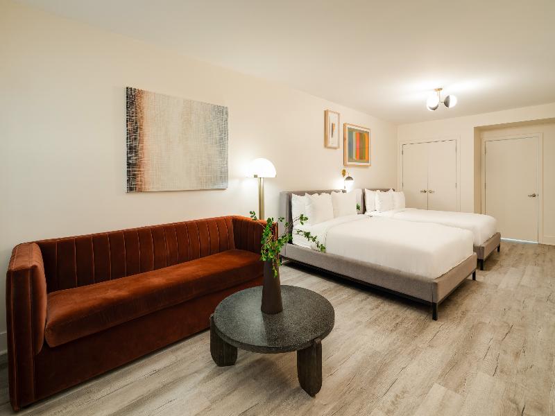 Kenmore Village Hotel, South Beach image