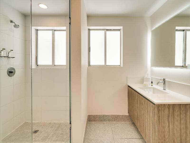 Kenmore Village Hotel, South Beach image