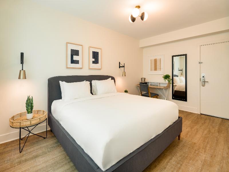 Kenmore Village Hotel, South Beach image