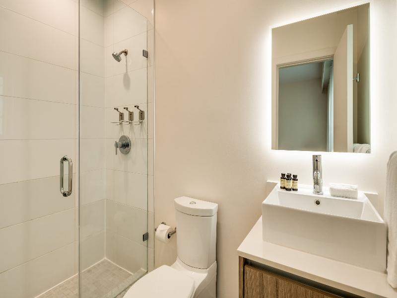 Kenmore Village Hotel, South Beach image