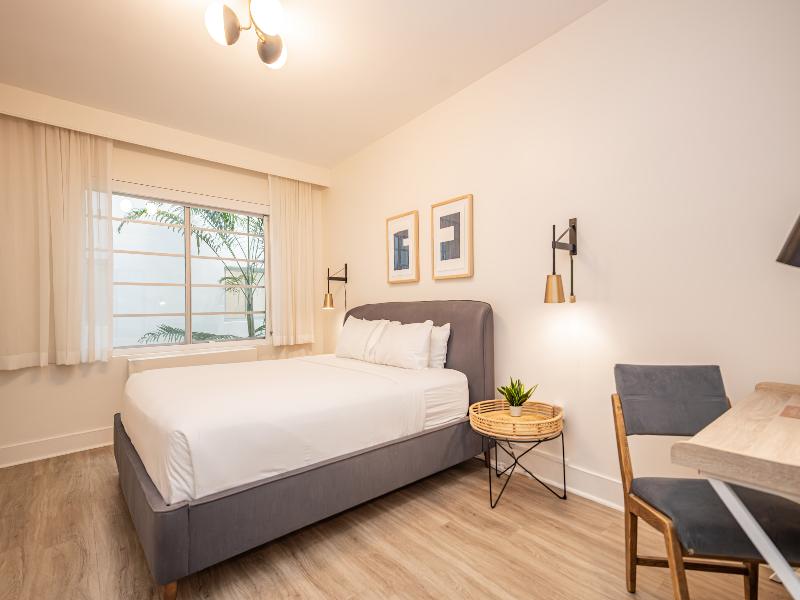 Kenmore Village Hotel, South Beach image