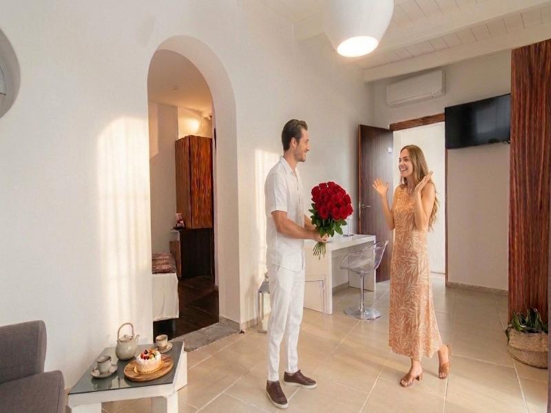 Marina 10 Boutique & Design Hotel image