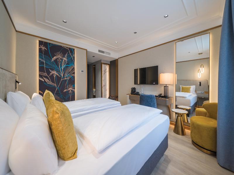 La Prima Fashion Hotel image