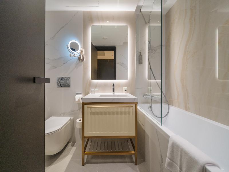 La Prima Fashion Hotel image