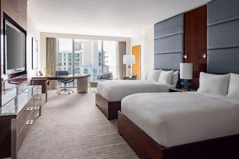 JW Marriott Marquis Miami image