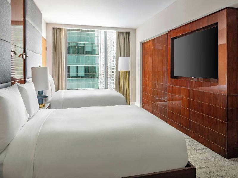 JW Marriott Marquis Miami image