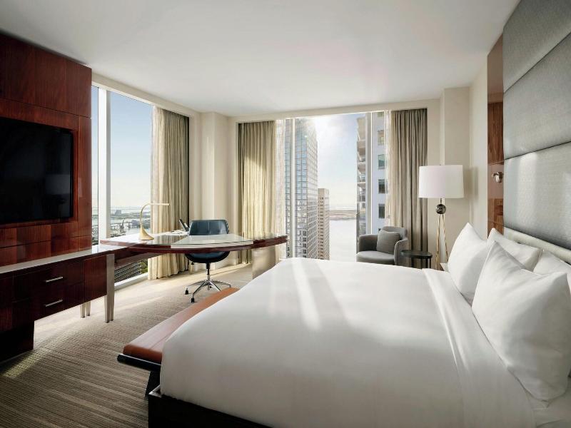 JW Marriott Marquis Miami image