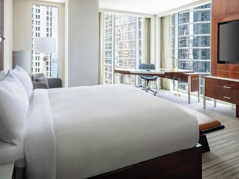 JW Marriott Marquis Miami image