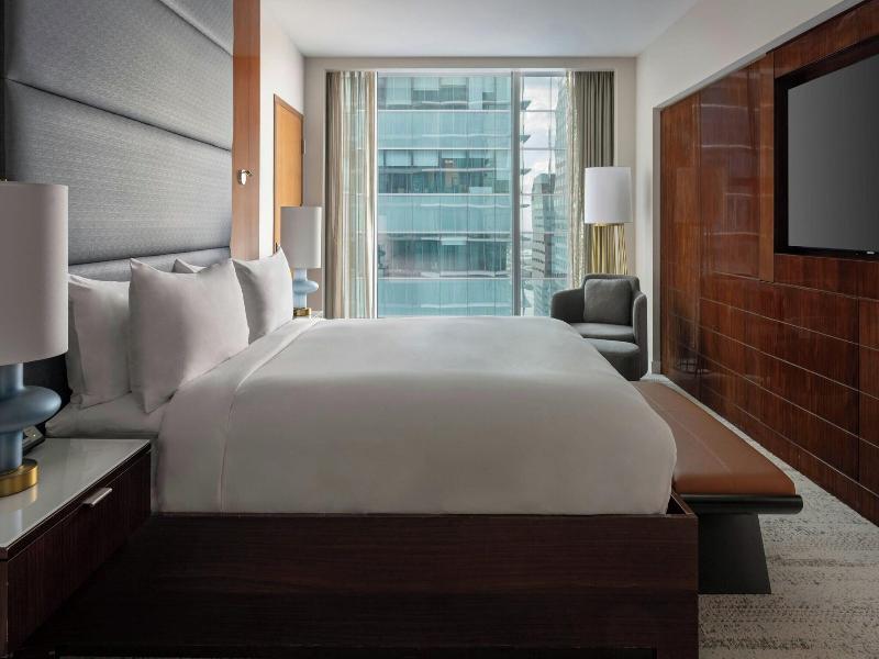 JW Marriott Marquis Miami image