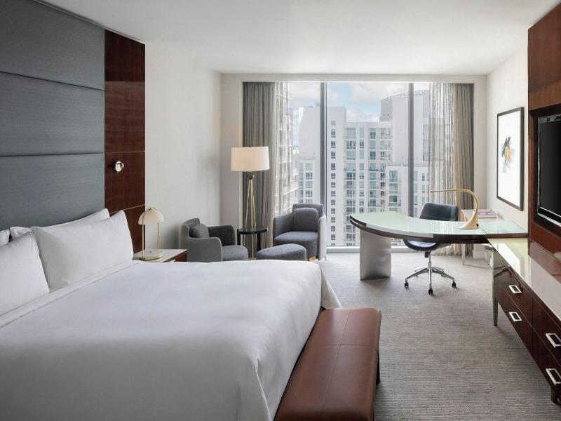 JW Marriott Marquis Miami image
