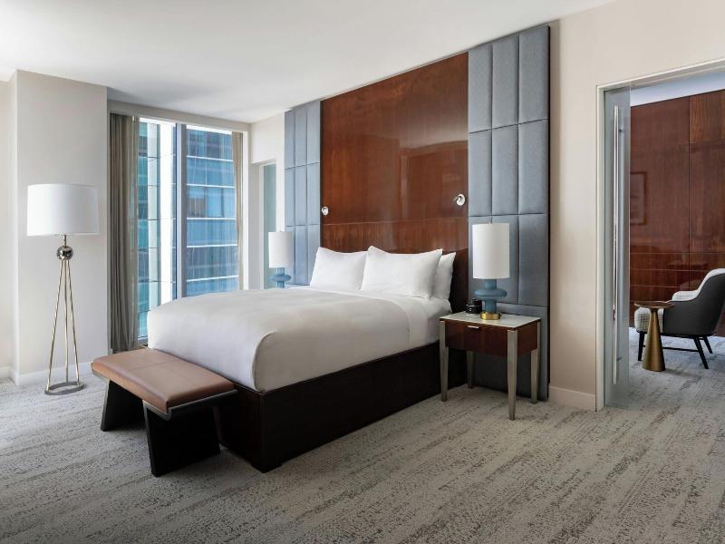 JW Marriott Marquis Miami image