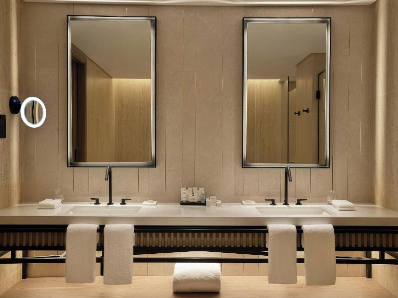 Sheraton Bahrain image