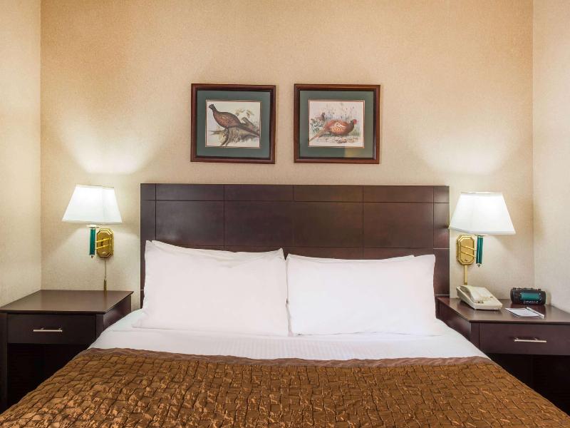 Hawthorn Extended Stay By Wyndham El Paso image