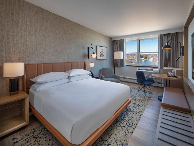 Sheraton Portsmouth Harborside image