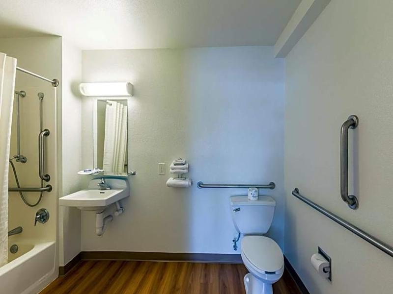 Motel 6 Klamath Falls image