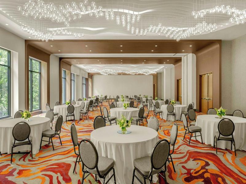 Renaissance Atlanta Midtown Hotel image