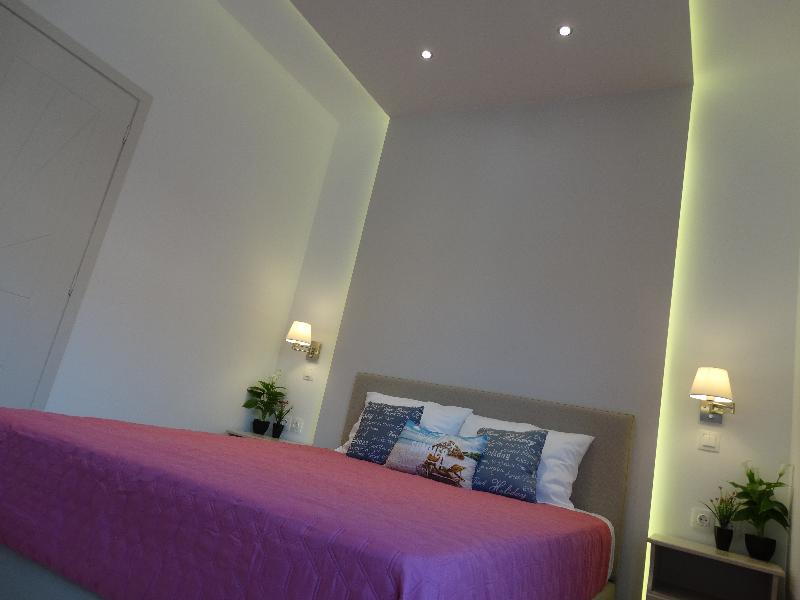 Makis Apartments image