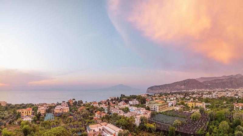 Comfort Hotel Gardenia Sorrento Coast image