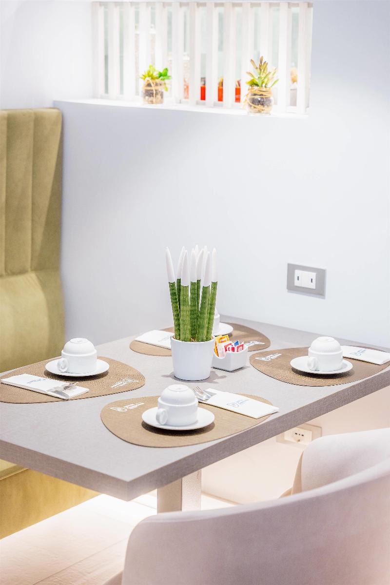 Comfort Hotel Gardenia Sorrento Coast image