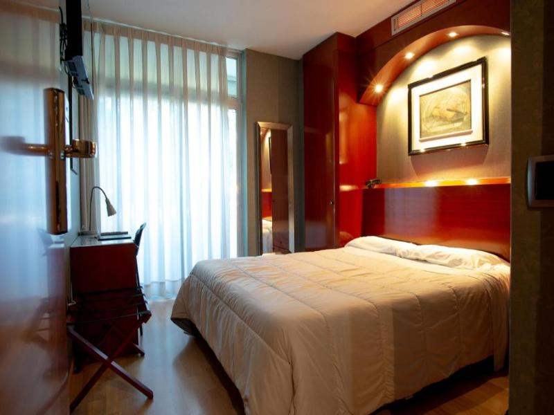 Hotel Villa de Barajas image