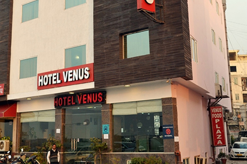 Capital O 444 Hotel Venus