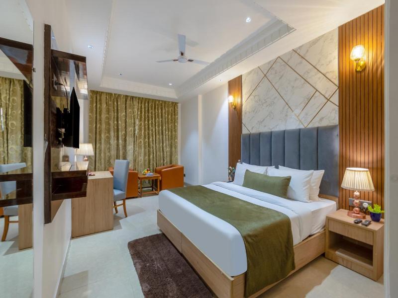 Capital O 444 Hotel Venus image