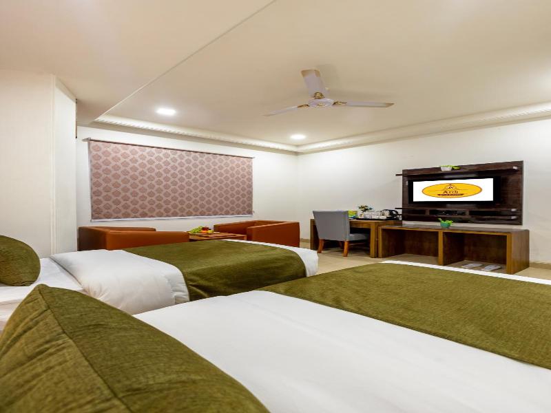 Capital O 444 Hotel Venus image