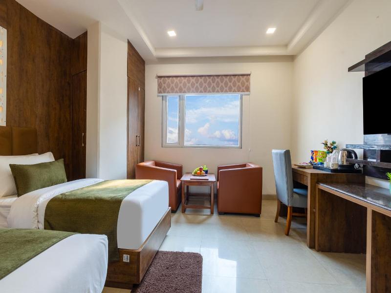 Capital O 444 Hotel Venus image