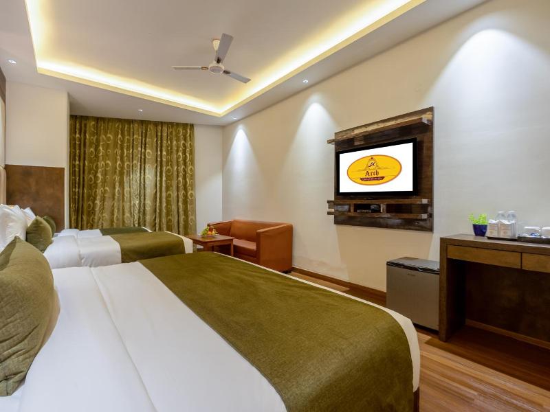 Capital O 444 Hotel Venus image