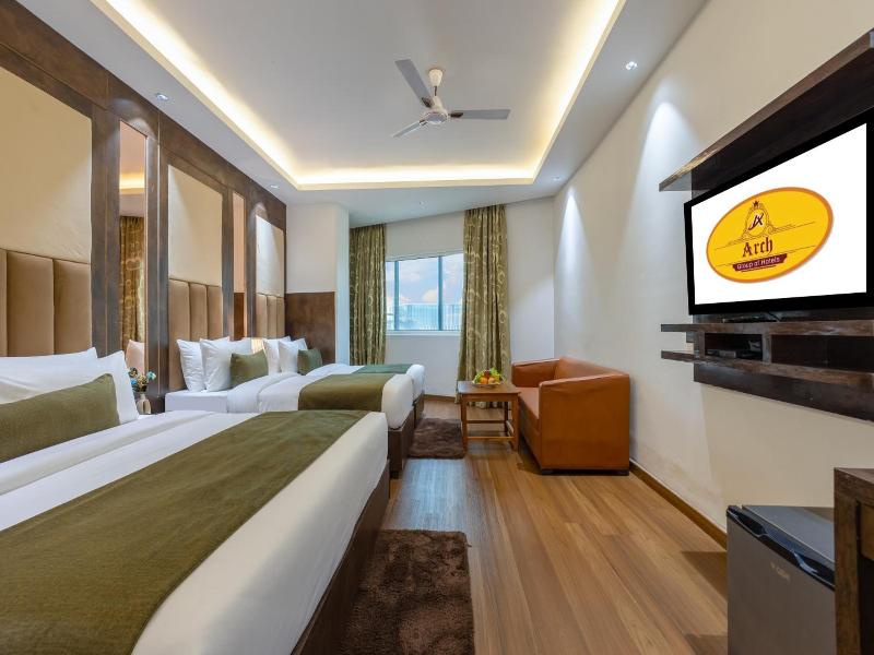 Capital O 444 Hotel Venus image