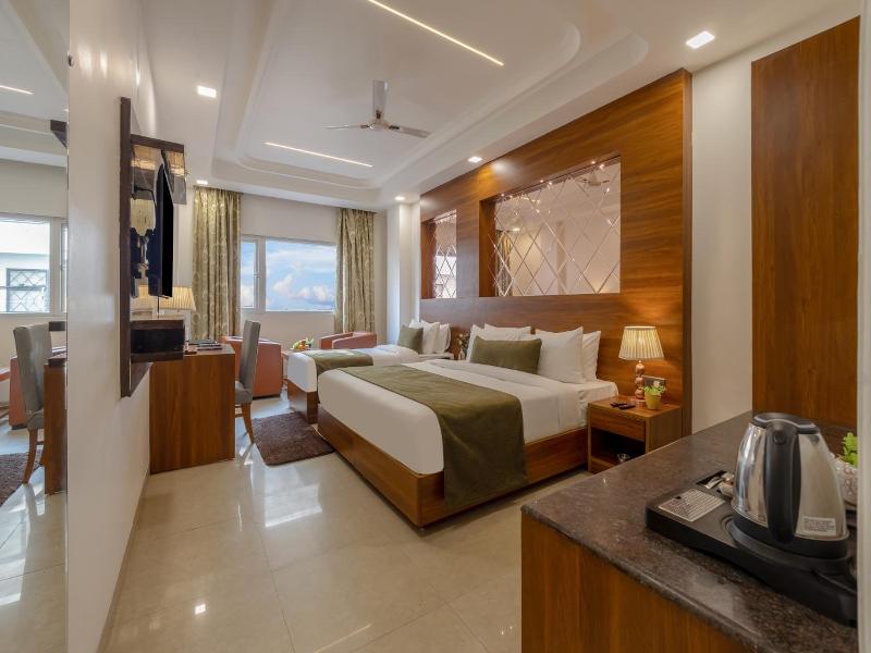Capital O 444 Hotel Venus image