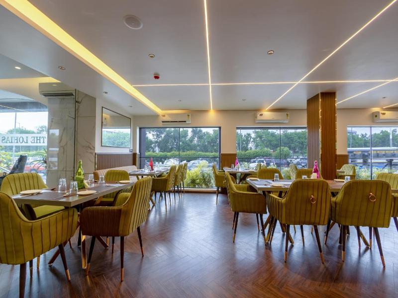 Capital O 444 Hotel Venus image