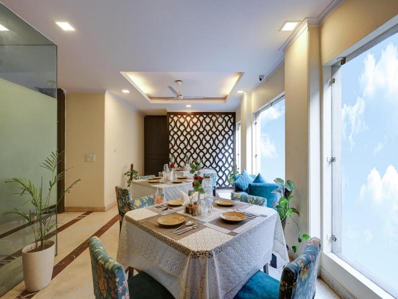 The Pearl - A Royal Residency image