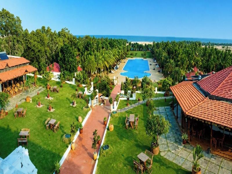 Chariot Beach Resort image