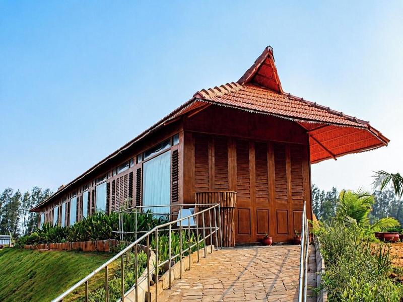 Chariot Beach Resort image