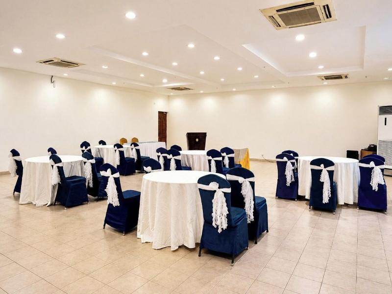 Chariot Beach Resort image