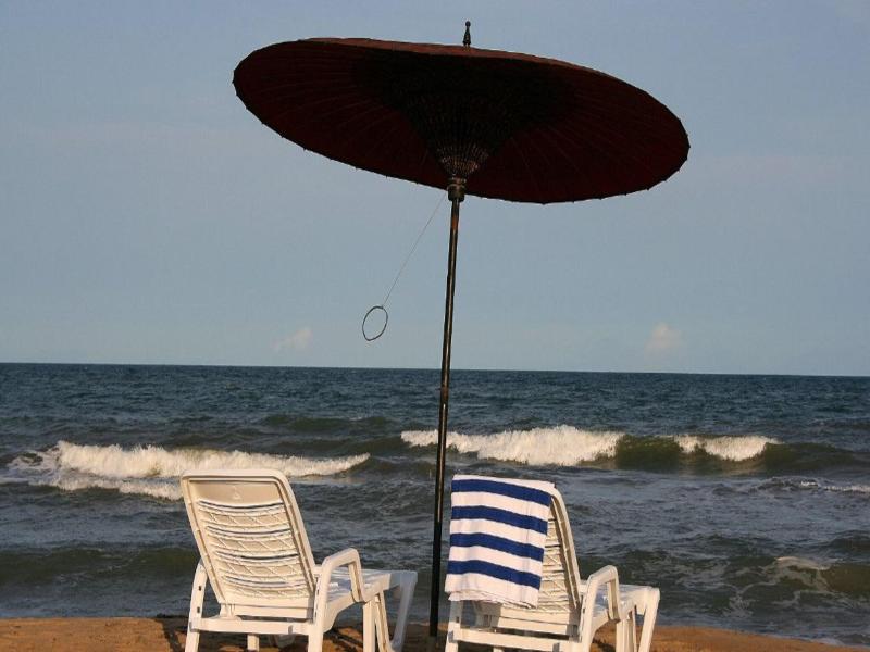 Chariot Beach Resort image