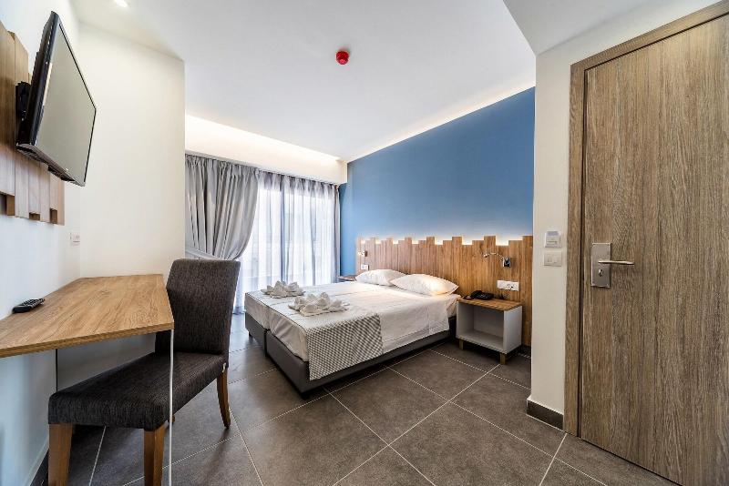 Pollis Hotel image