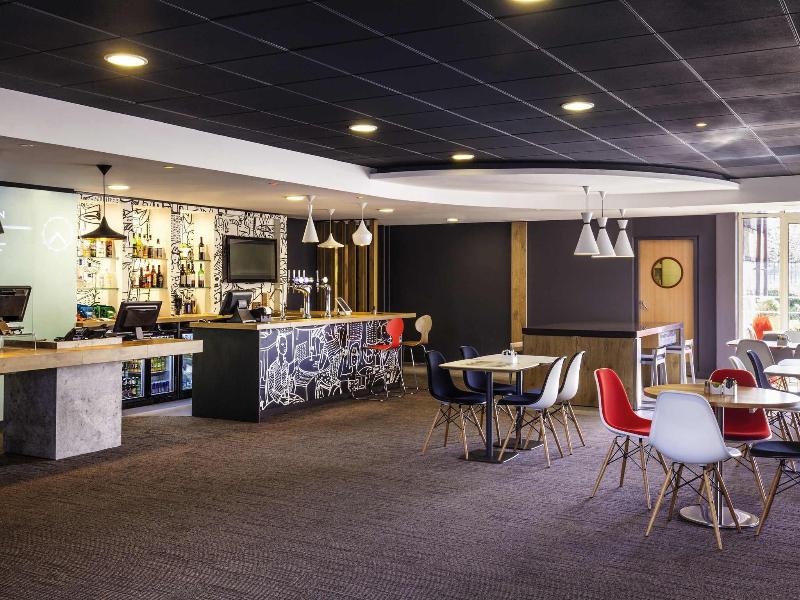 ibis London Barking — general view