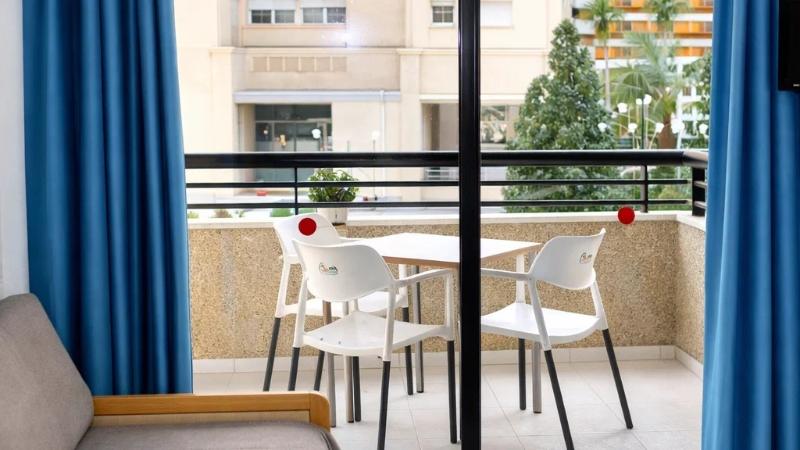 Luxmar Apartments by MC image