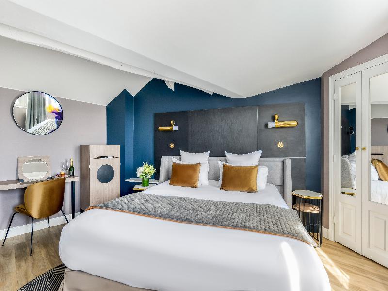 room detail thumbnail 1