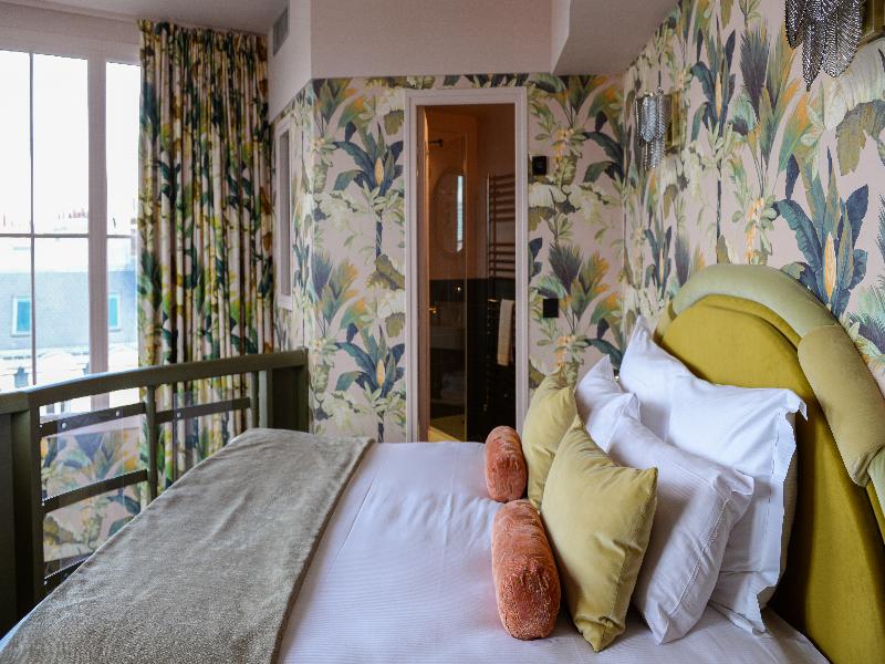 Hotel Mercedes image