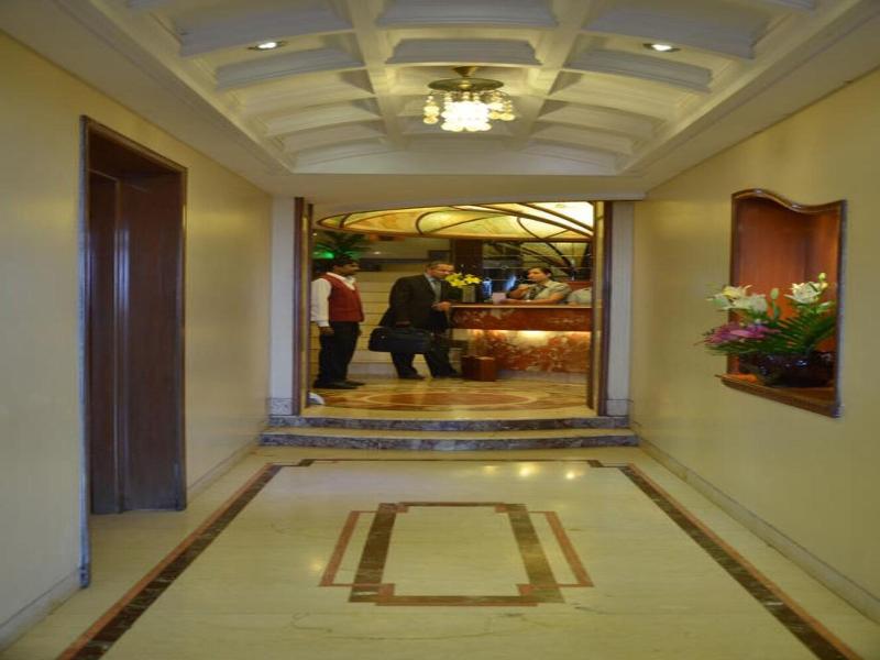 Sea Palace image
