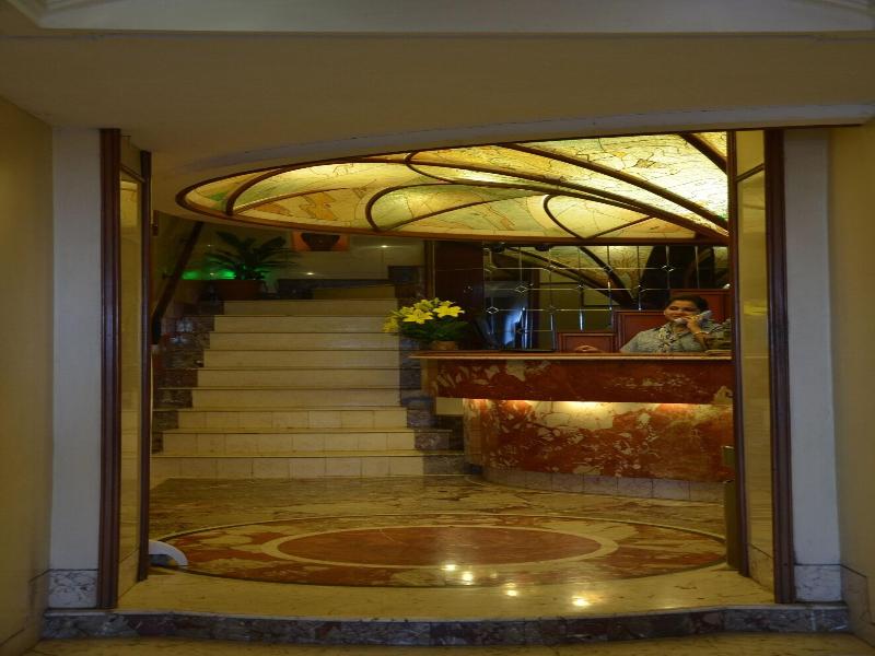 Sea Palace image