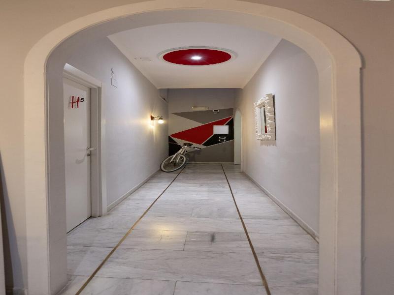 H Rooms Boutique Hotel image