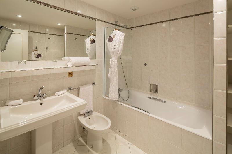 Majestic Hotel-Spa Paris image