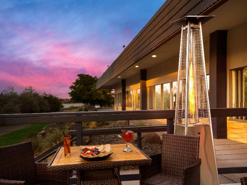Richland Riverfront Hotel, Ascend Hotel Collection image