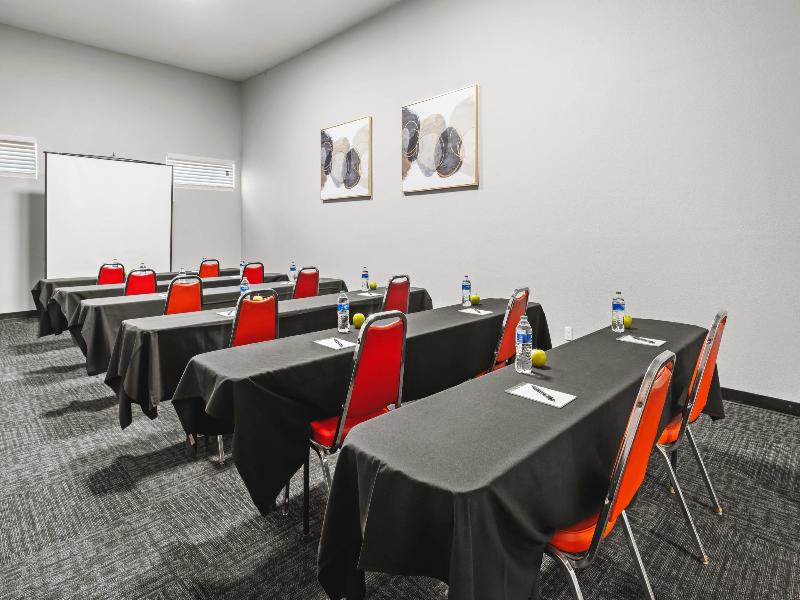 Richland Riverfront Hotel, Ascend Hotel Collection image